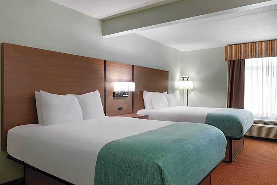 Wingate by Wyndham Louisville East