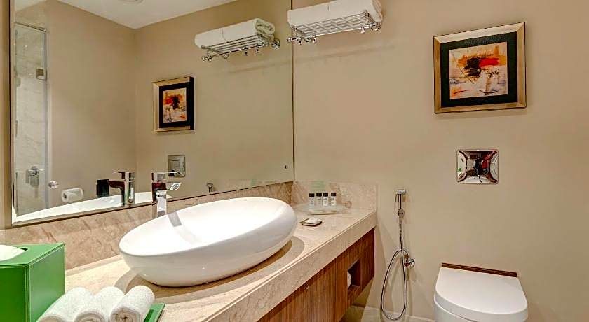 Holiday Inn Kolkata Airport By IHG