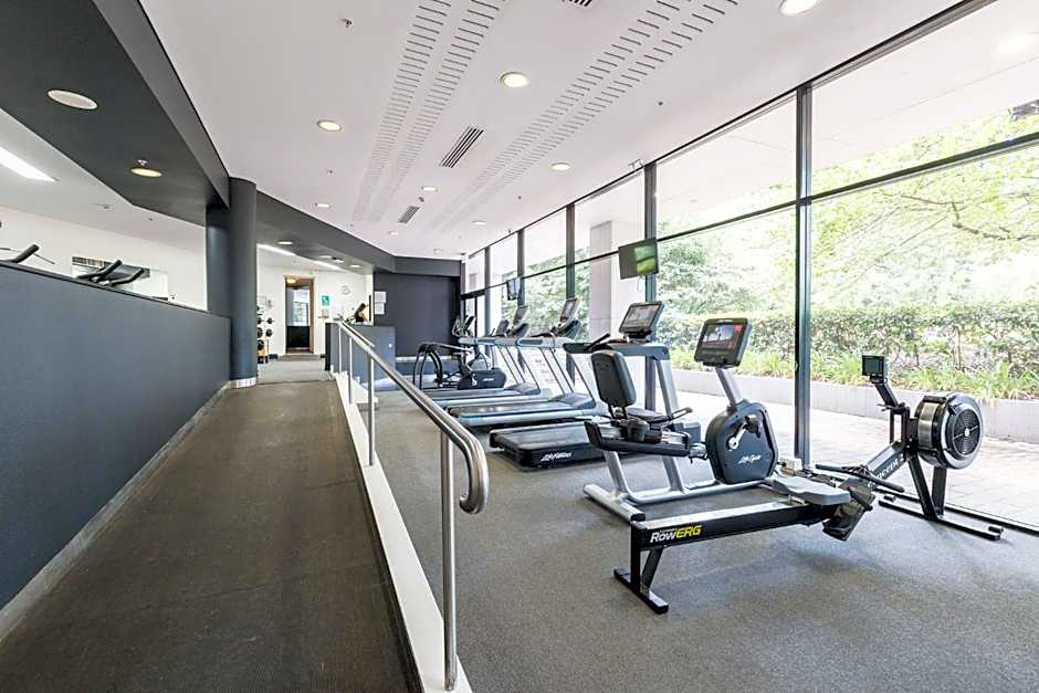 Crowne Plaza Canberra By IHG
