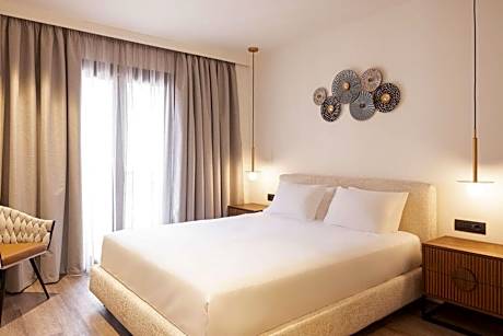 Aeolis Hotel