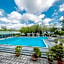 Van Phat Riverside Hotel