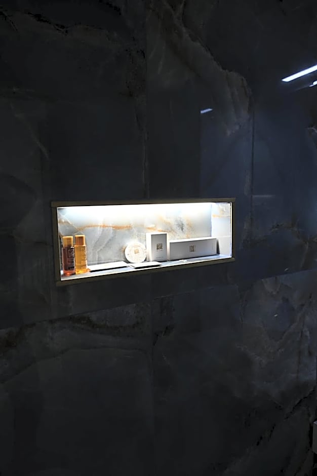 NM Luxury Suites