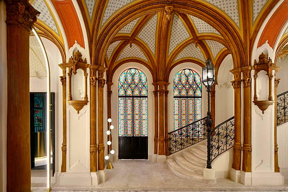 W Budapest