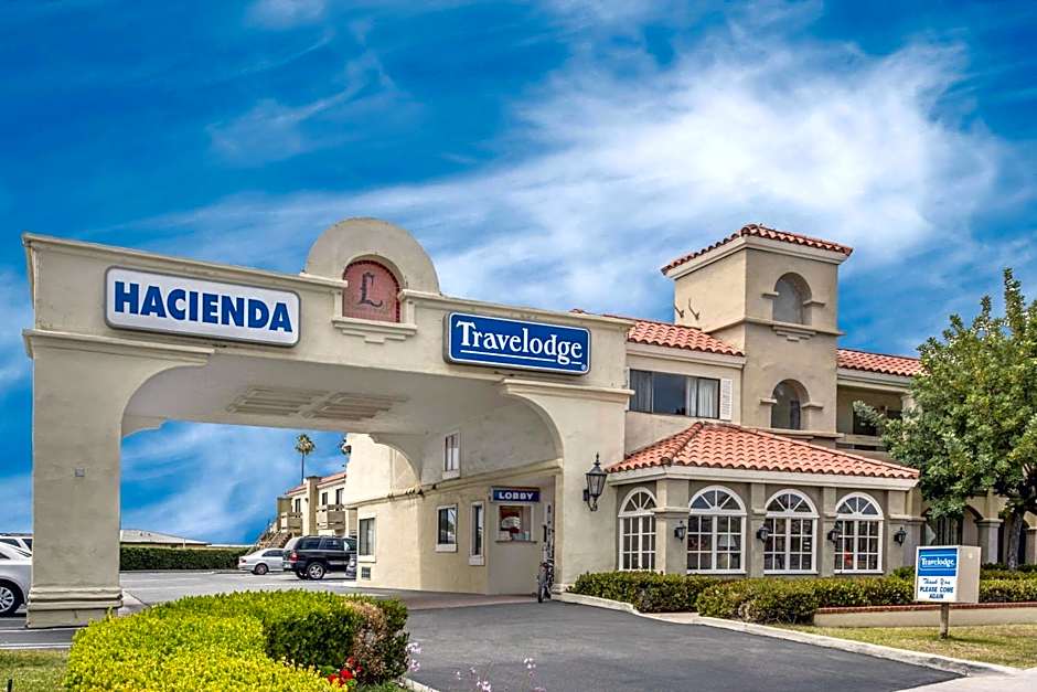 Travelodge by Wyndham Costa Mesa Newport Beach Hacienda