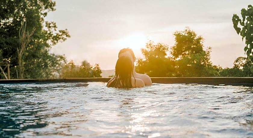 Prasi Sunset Bungalow