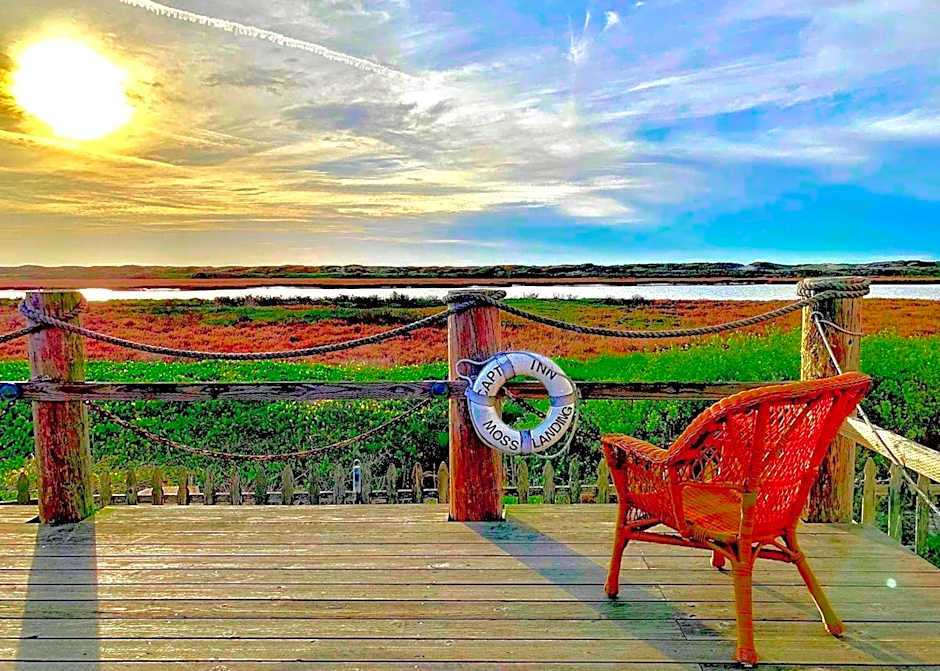 Captain's Inn at Moss Landing