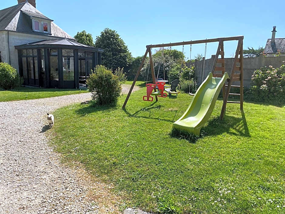 Les Mariniers Chambres d'Hôtes à la campagne avec aire de jeux - Spa nordique en option