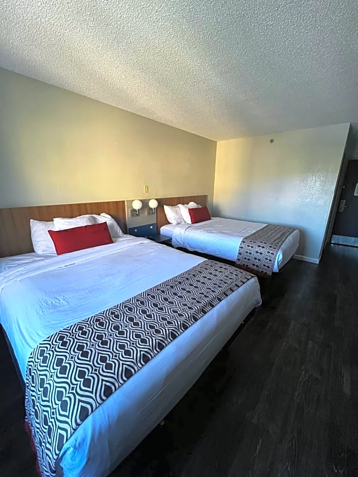 Microtel Inn & Suites by Wyndham Atlanta Airport