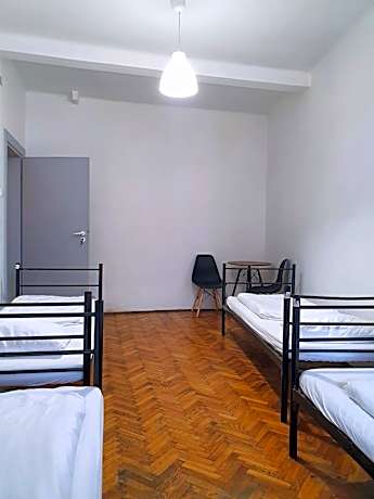 Bed in 4-Bed Mixed Dormitory Room