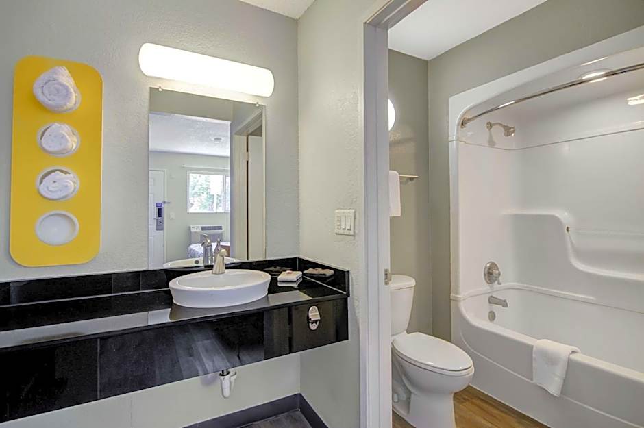 Motel 6-San Jose, CA - Airport