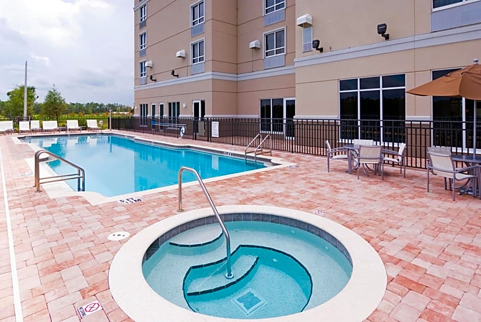 Crowne Plaza Fort Myers Gulf Coast, an IHG Hotel