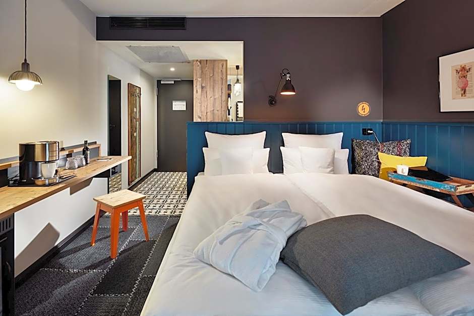 me and all hotel Mainz, by Hyatt