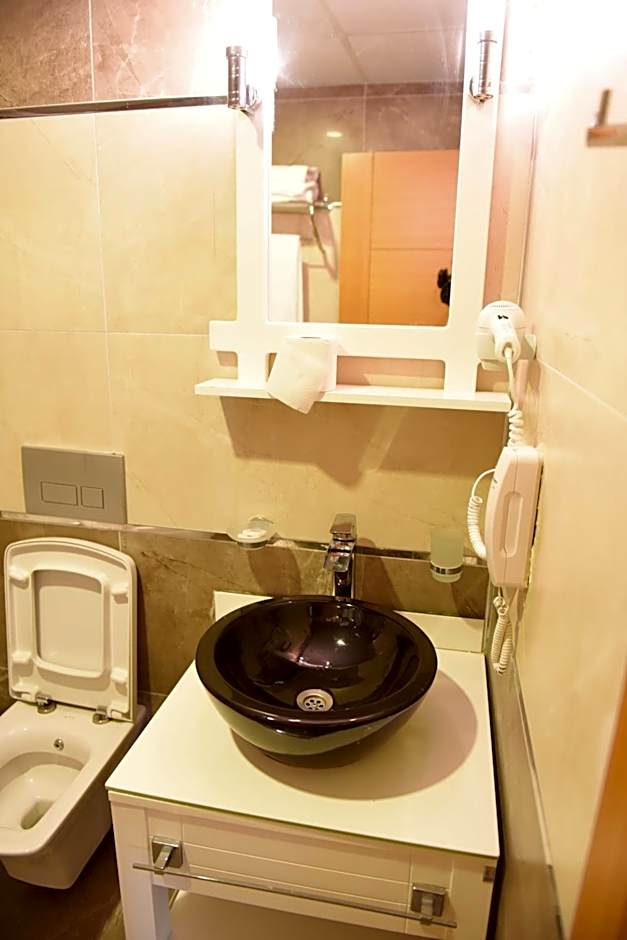 Carpediem Diamond Hotel