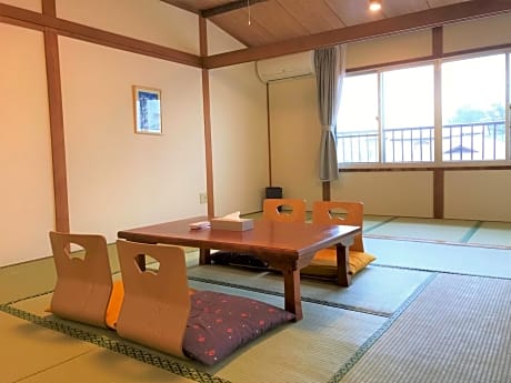 Basic Japanese Style Mount Fuji View Room for 4 People