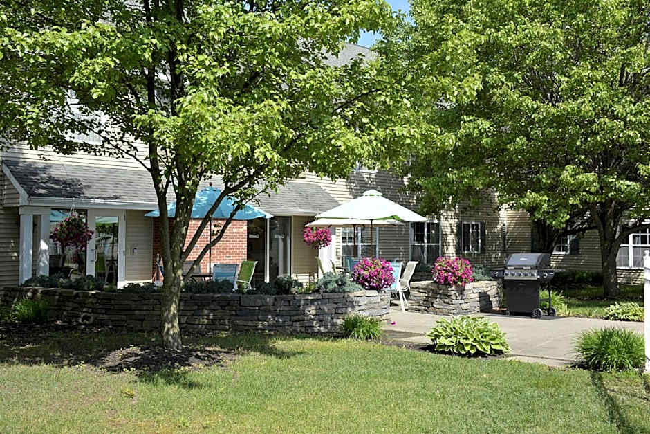 Cresthill Suites Syracuse