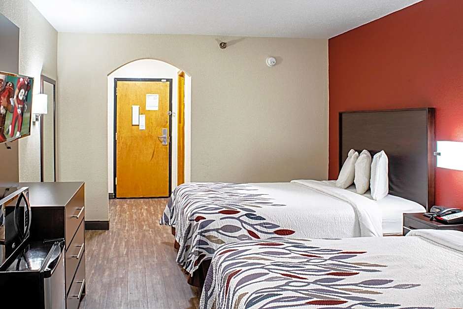 Red Roof Inn & Suites Middletown-Franklin