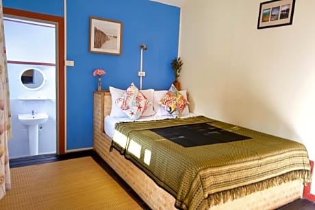Bungalow with Air Conditioning - Double Bed