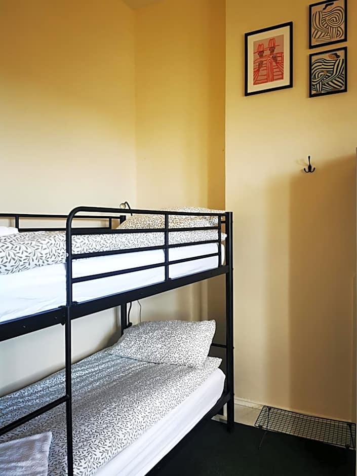 Botanic Avenue Hostel less than a mile from the City Centre