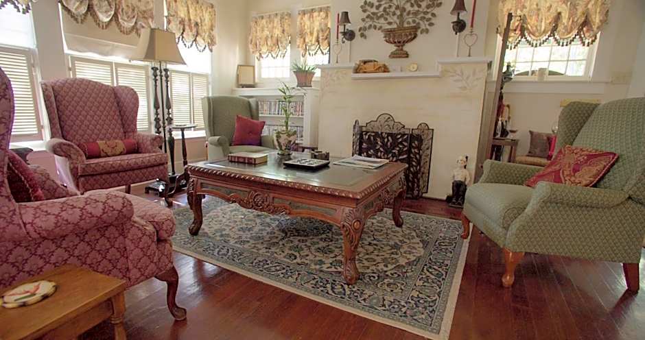 Granbury Gardens Bed and Breakfast