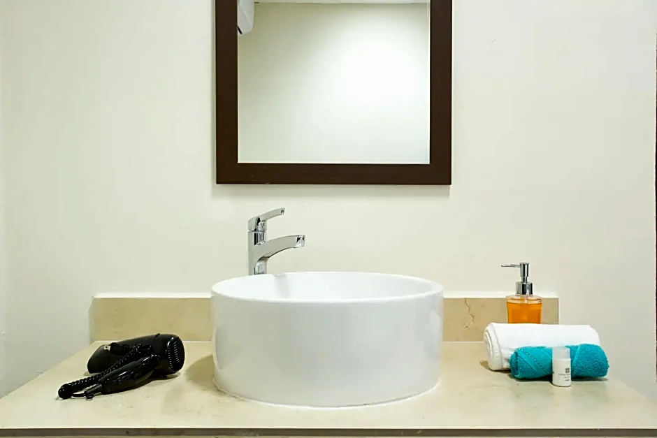 Casa Kaoba Hotel & Suites