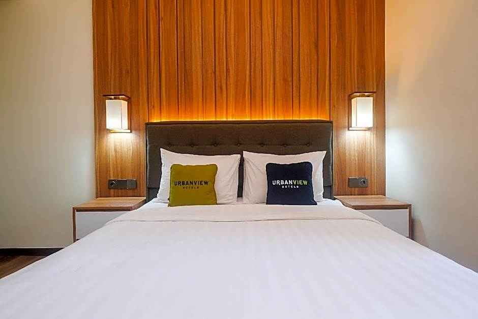 Urbanview Hotel Nardis Living near UMY