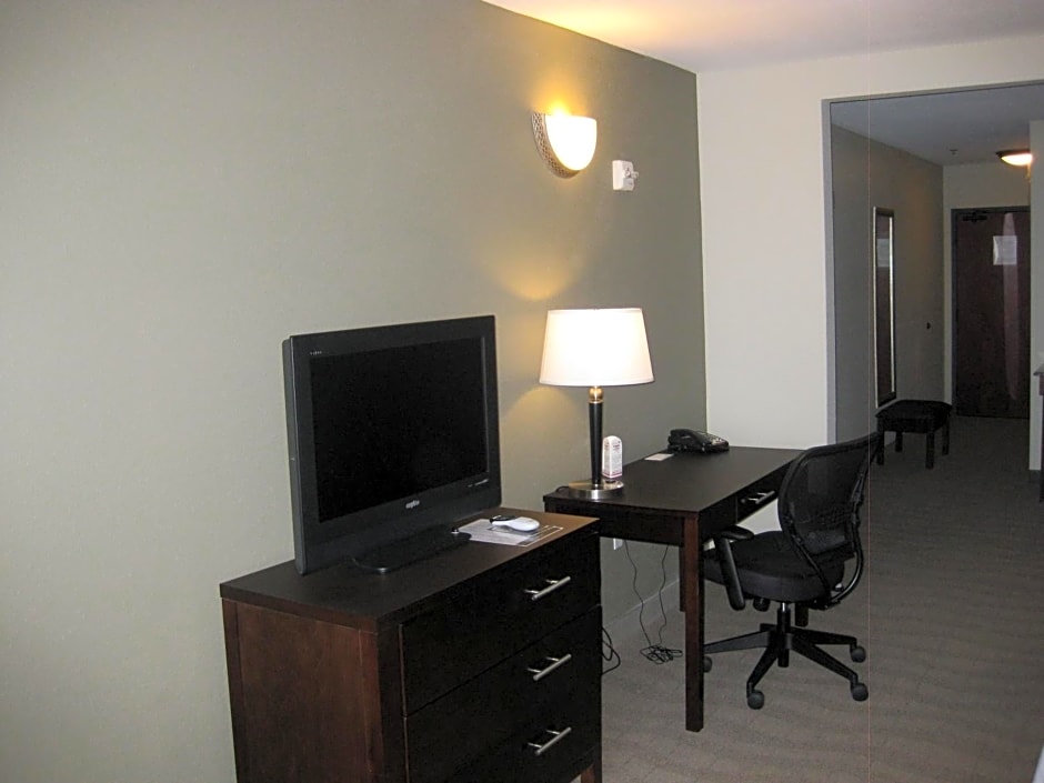 Country Inn & Suites by Radisson, Dearborn, MI