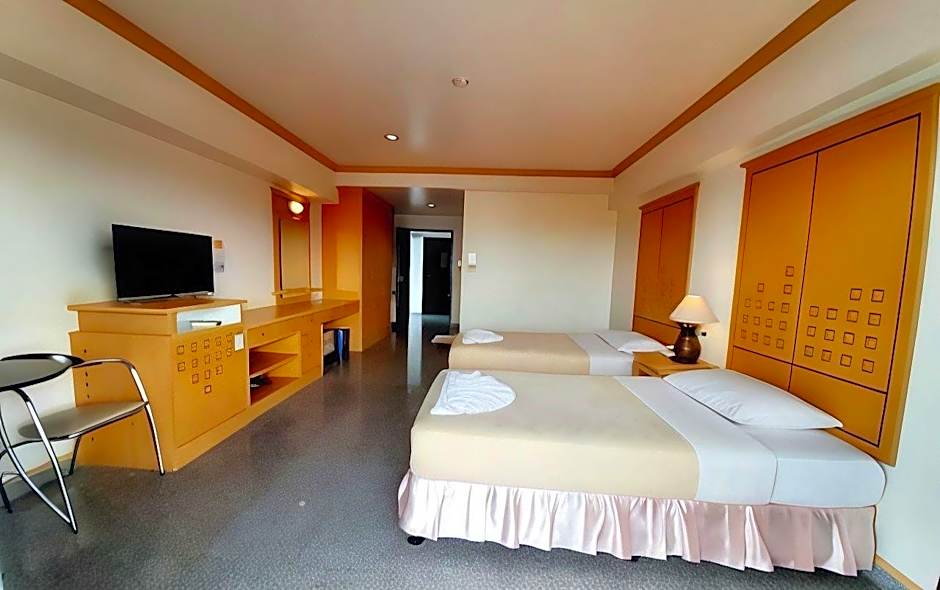 Maneerote Hotel Surin