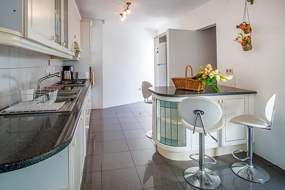 Vivenda da Esquina - by LovelyStay