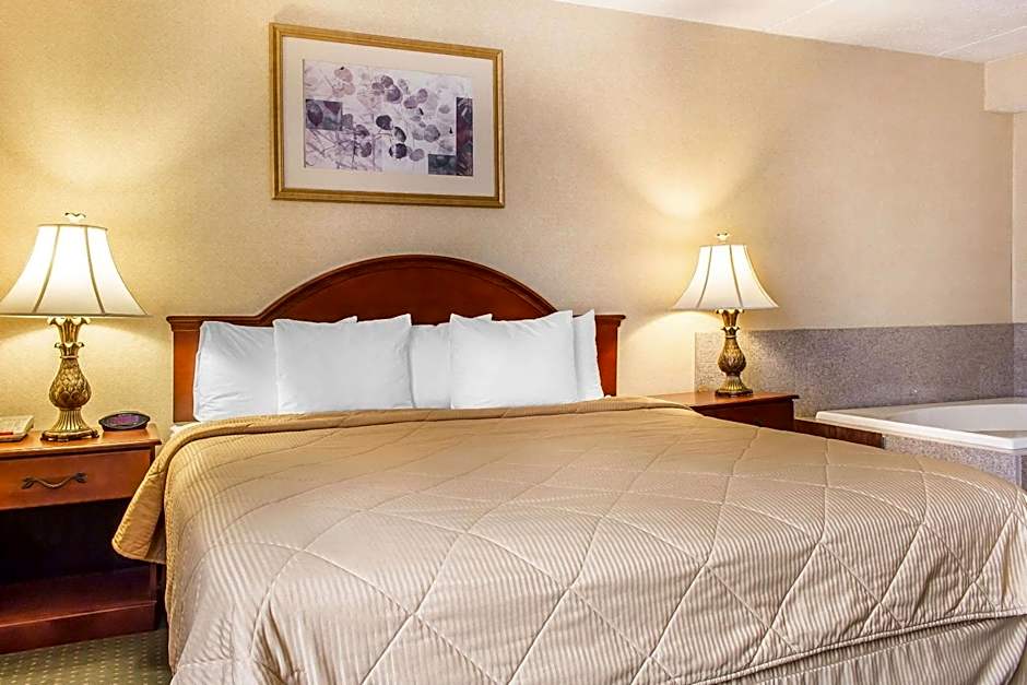 Quality Inn Hackettstown