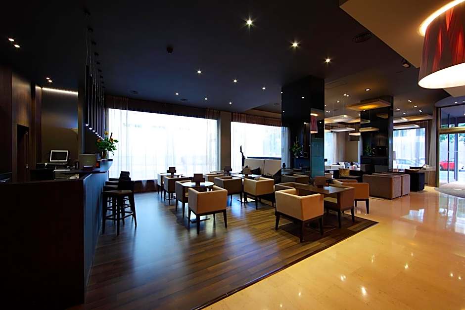 Attica 21 Barcelona Mar