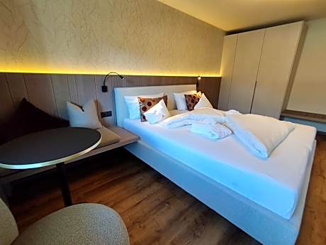 Junior Suite with Mountain View