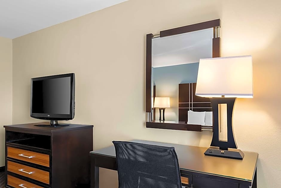 Best Western Newport Inn