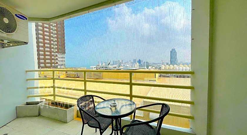 View Talay 6 by Pat 42