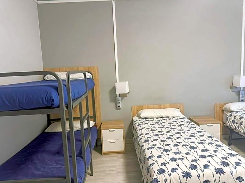 Residencia Albergue Jaca