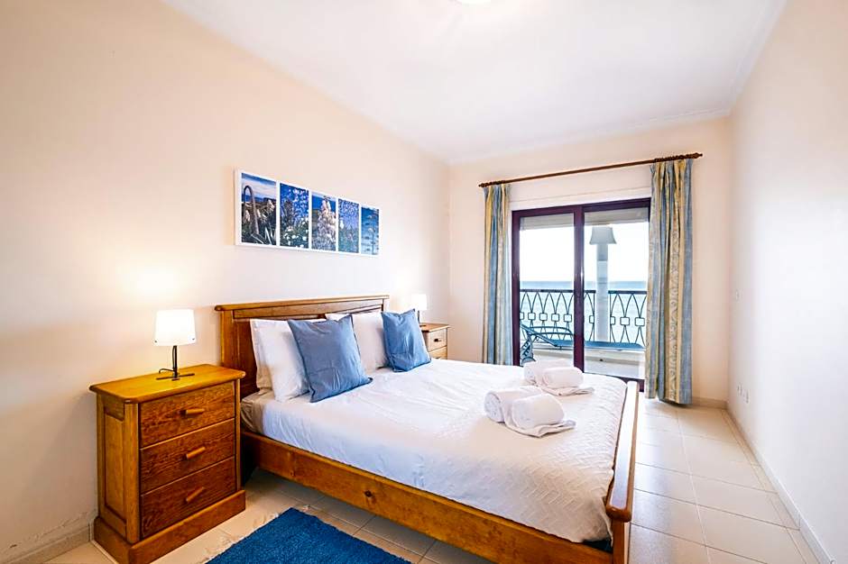 Frente ao Mar - Sea Front - 3 Quartos - wi-fi - Algarve