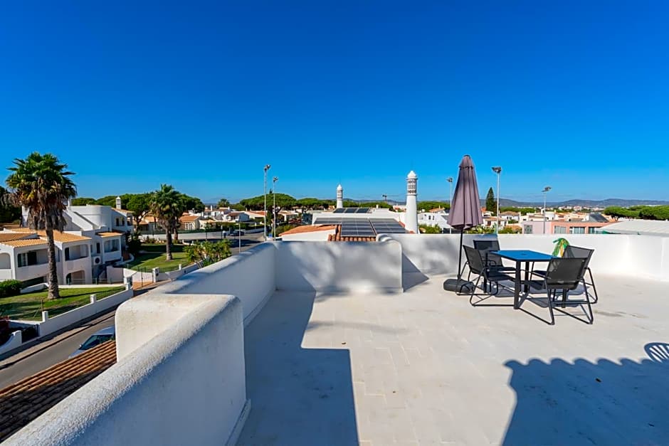 Blife Sun Hostel & Rooms