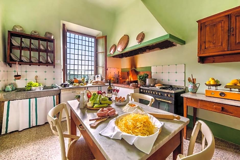 Castello di Cafaggio Suites