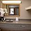 Days Inn by Wyndham Apple Valley Sevierville