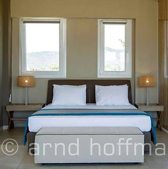 Hotel Sarti Beach