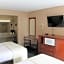 Bluelake Inn @ Heavenly Village