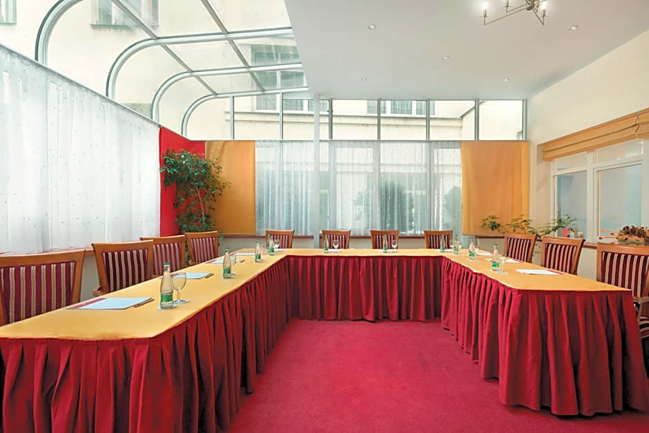 Ramada Prague City Center