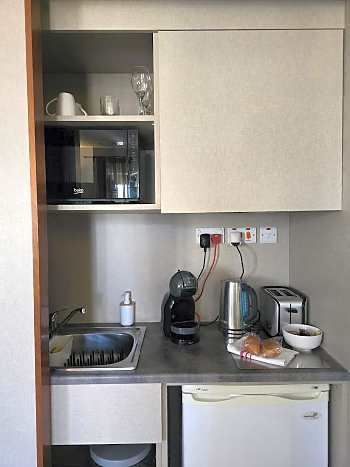 D Townhouse Boutique Suites