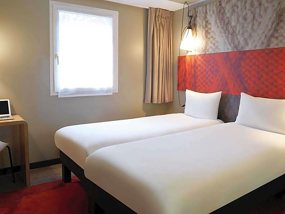 ibis Paris Canal Saint Martin