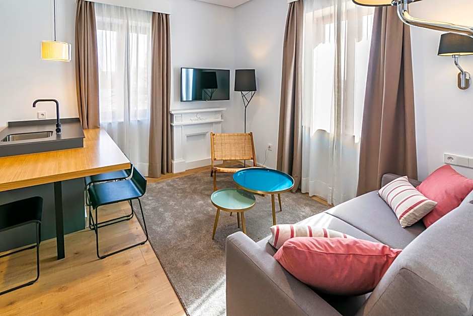 Aquitania Home Suites