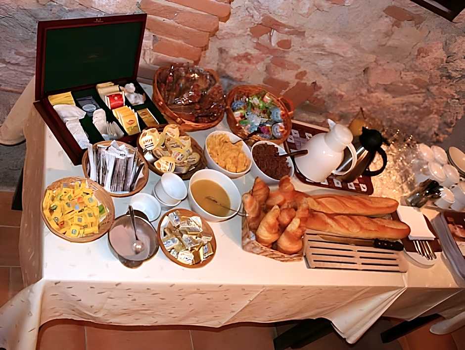 Logis Hotel - Les Pasteliers