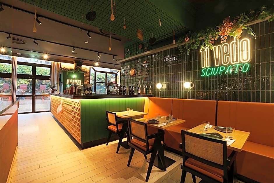 Leonardo Hotel Milan City Center