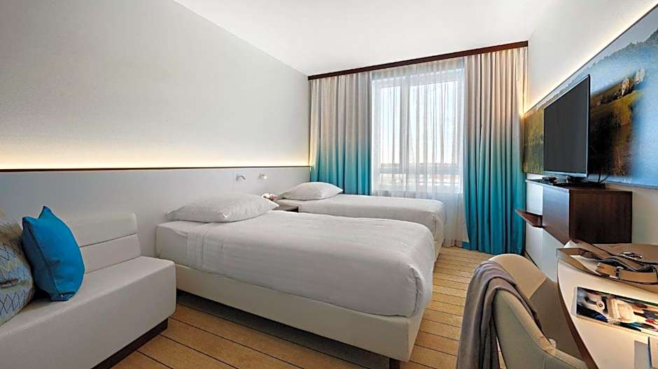 Hey Lou Hotel Frankfurt Airport