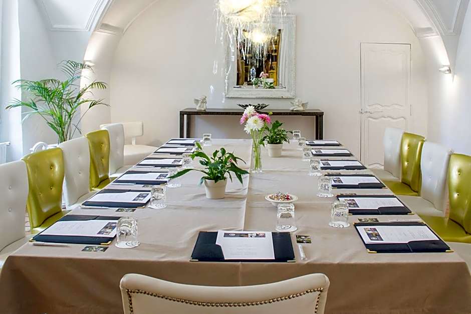 Le Castellas Hotel & SPA - TERITORIA