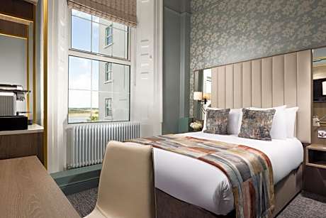 Phoenix Single Room