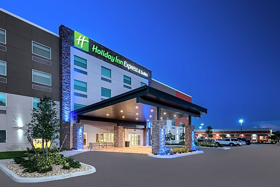 Holiday Inn Express and Suites Punta Gorda By IHG